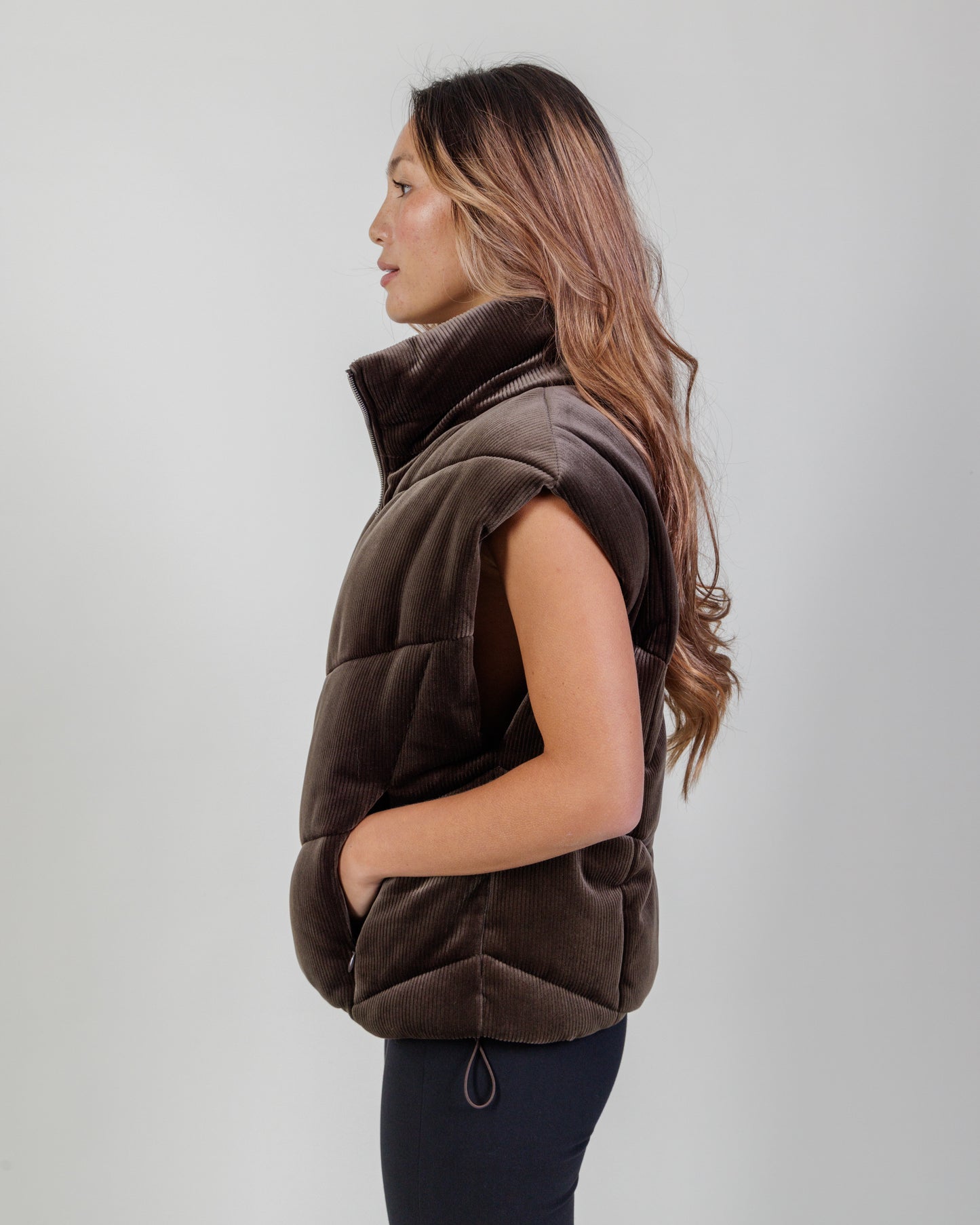 ALO Yoga Ribbed Puffer Vest