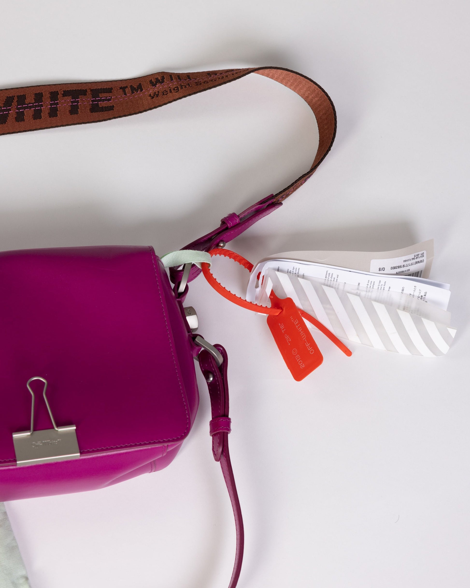 Off-White Binder Clip Bag Closet Club Off-White Binder Clip Bag Closet Club
