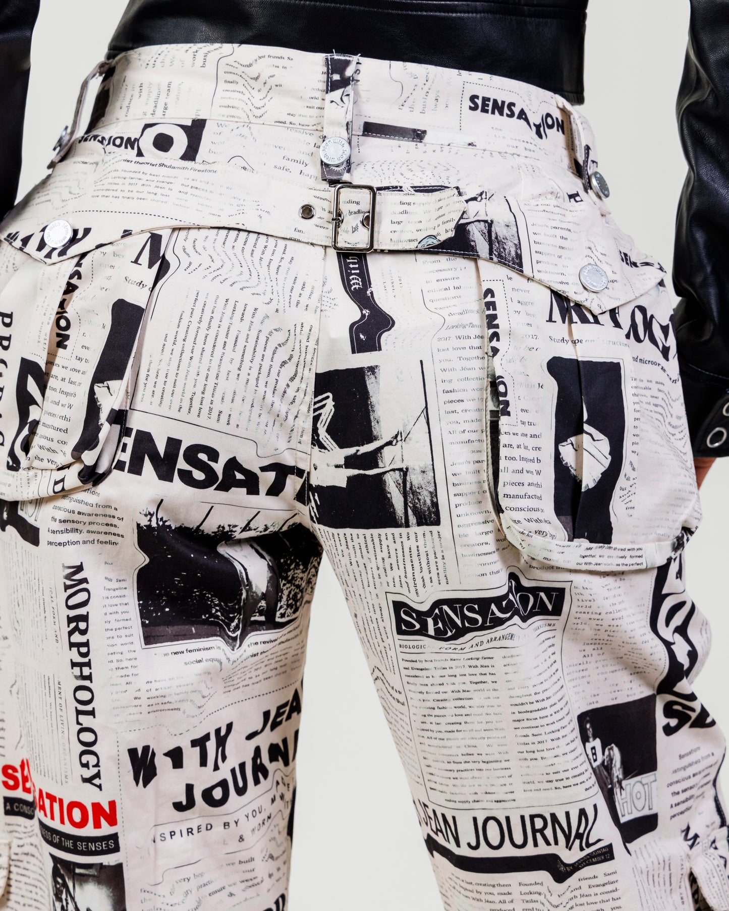 With Jéan Newsprint Cargo Pants